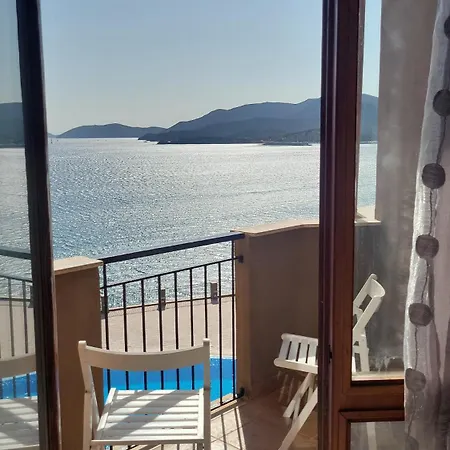 Blue Horizon - Rocce Rosse Apts *