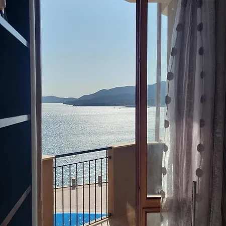Aparthotel Blue Horizon - Rocce Rosse Apts